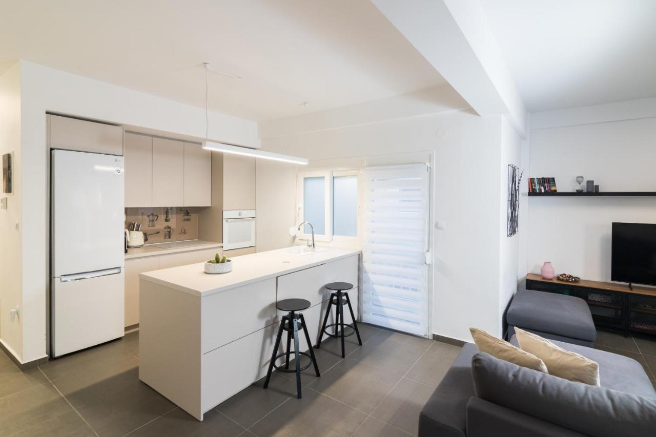 F & B Collection - 3 Bedroom Penthouse เทสซาโลนิกิ ภายนอก รูปภาพ